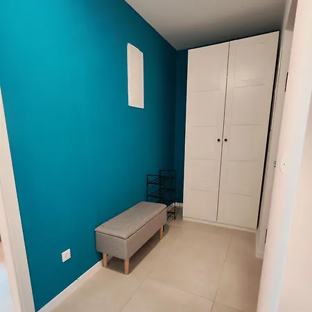 Spyro Apartment- Private Rooftop Terrace, Jacuzzi & Seaview * Podstrana